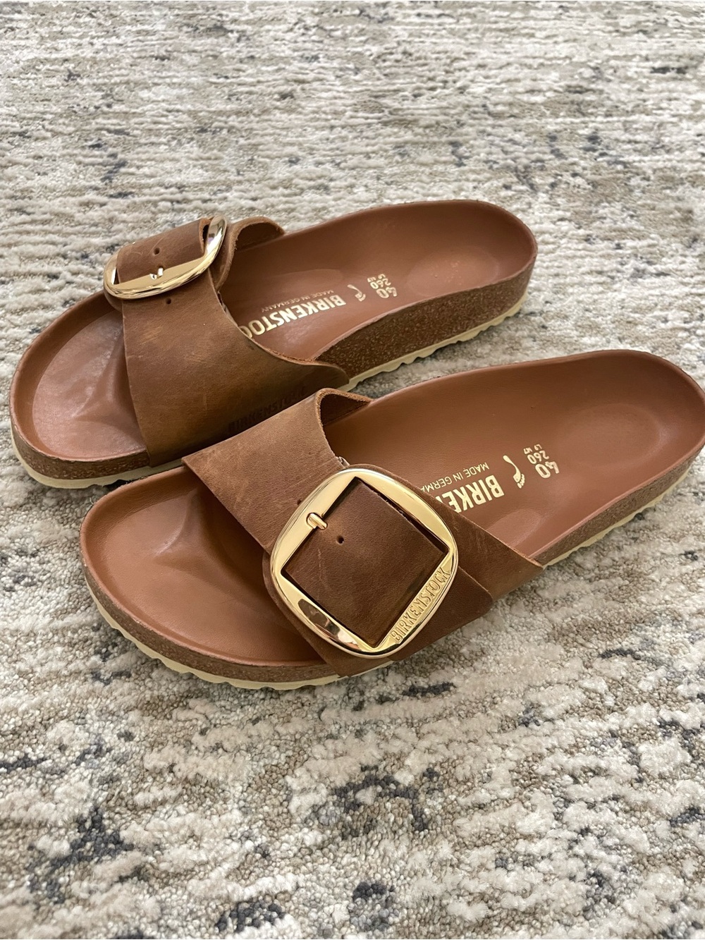 Birkenstock Madrid Big Buckle Slide Sandals Cognac Brown Leather Gold 9 (40) - Picture 2 of 7